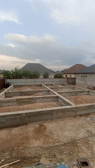 Фундамент заливаем