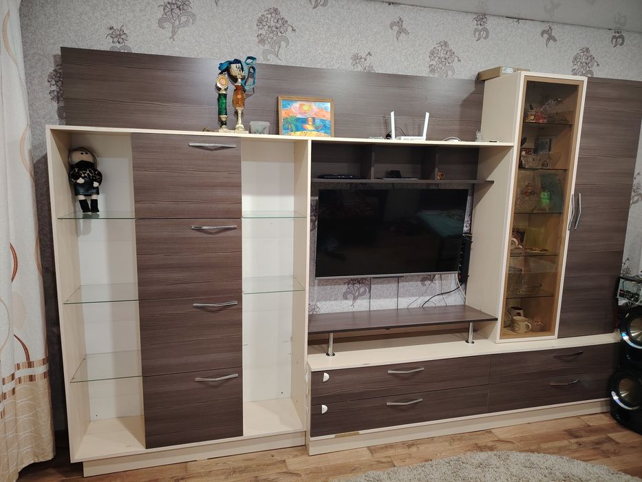 Стенка для гостинной