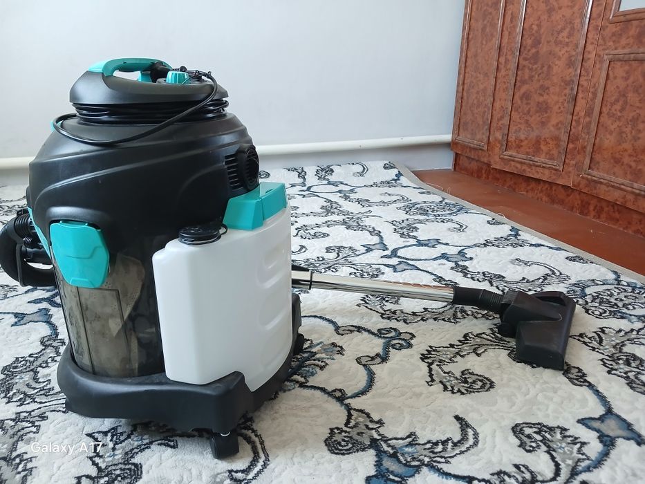 Uakeen  pelesos satiladi