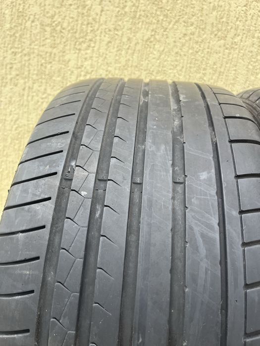 2 бр. летни гуми 275/40/19 Dunlop RSC 5 mm DOT 4117