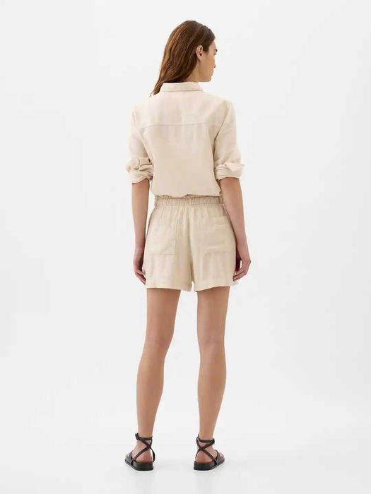 Льняные женские шорты