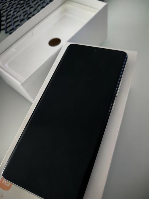 Xiaomi 12 8 / 256