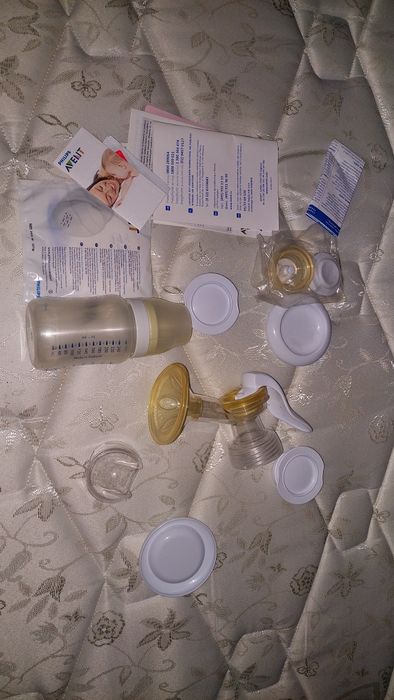 Ръчна помпа за кърма Philips Avent