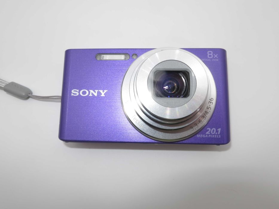 Sony W830 ултра компактен цифров фотоапарат, дигитална камера лилав цвят - 20 MP, работи отлично - като НОВА - пълен комплект