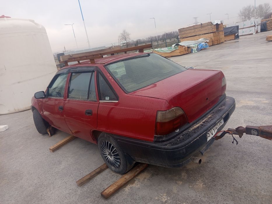 Nexia 1 sotiladi tachkasi bilan