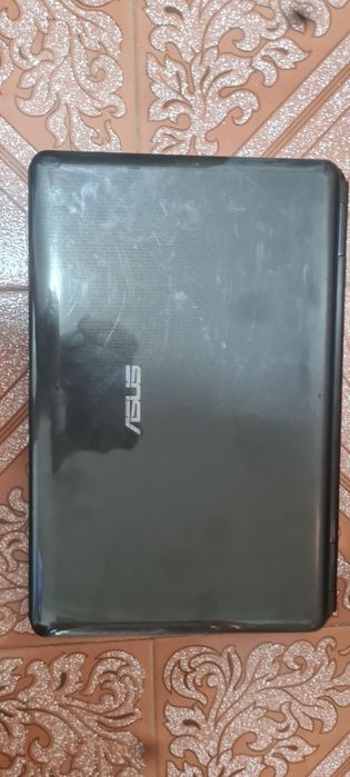 Leptop asus 17 inci