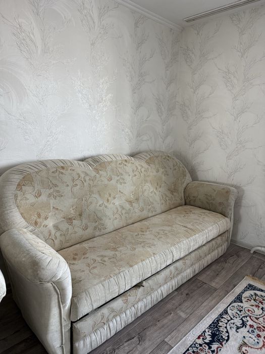 Продам диван + кресло