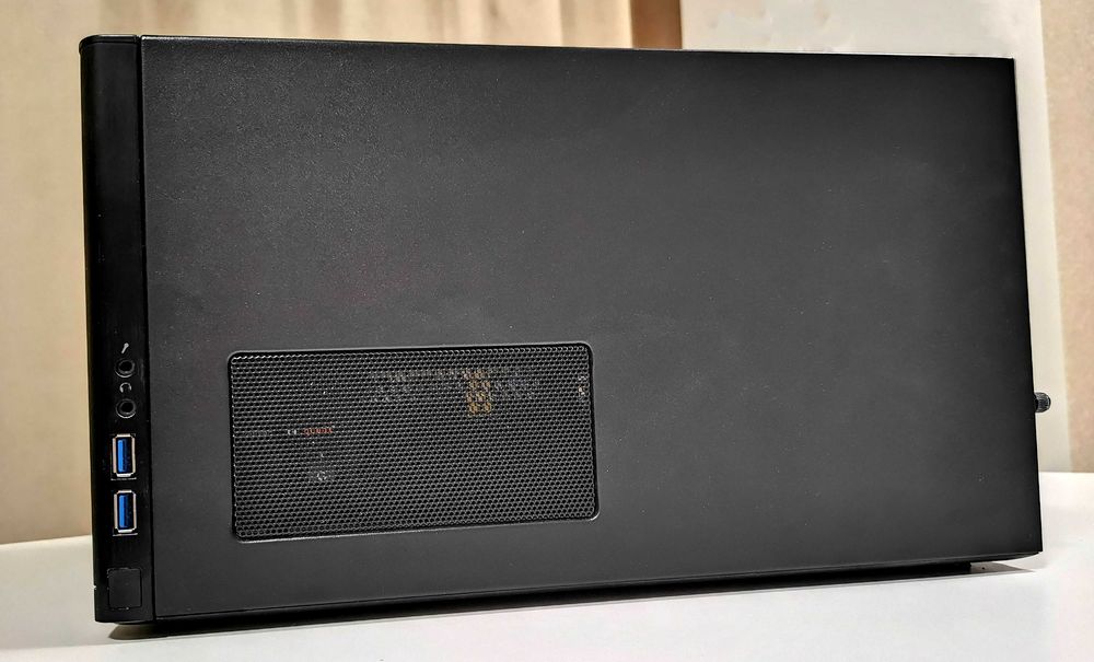 NAS мрежово устройство AMD EPYC 3151, 40Gb DDR4 ECC REG, Mini ITX