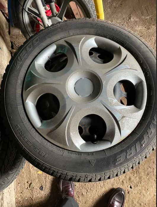 Roti (cauciucuri+jante) iarna Tristar 235/65 R17