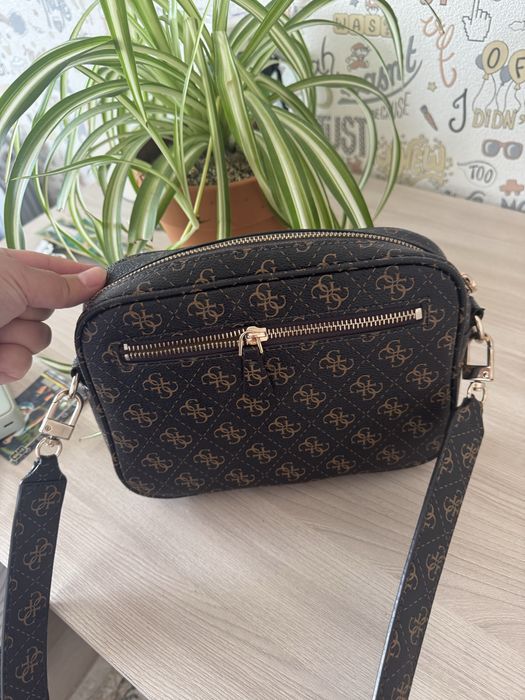 Сумка Guess продаю