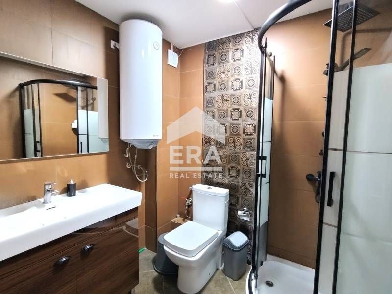 Продава се Тристаен апартамент в Кърджали, Възрожденци - 113 кв.м за 632 €/кв.м - Снимка #7
