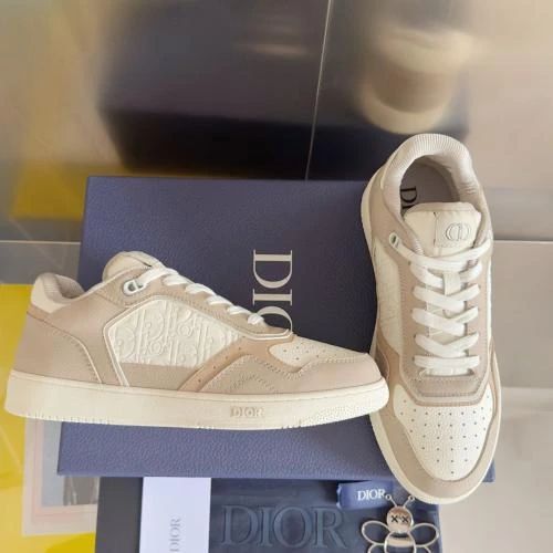 CD B30 / White / Beige