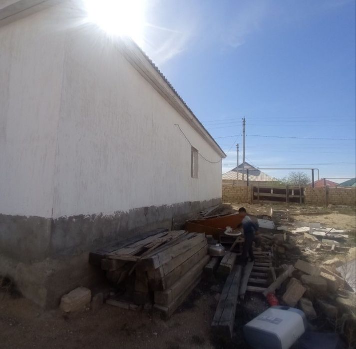 Срочно үлкен үй сатылады.