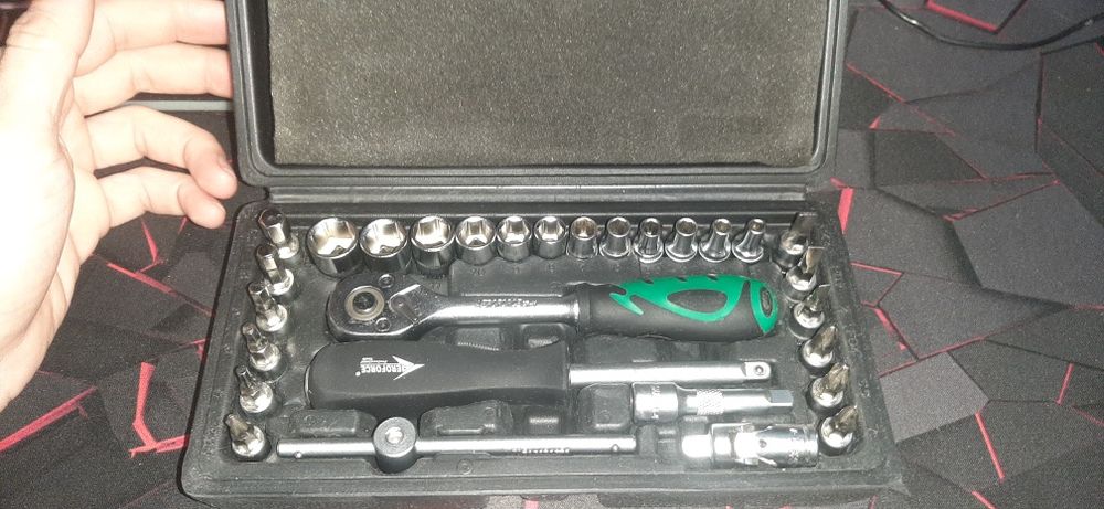 Продам набор инструментов