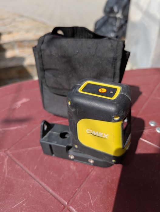 Лазерен нивелир CIMEX SL-10