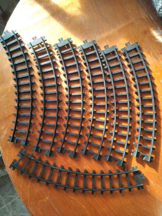 Запчасти от игрушки железная дорога, Train King.