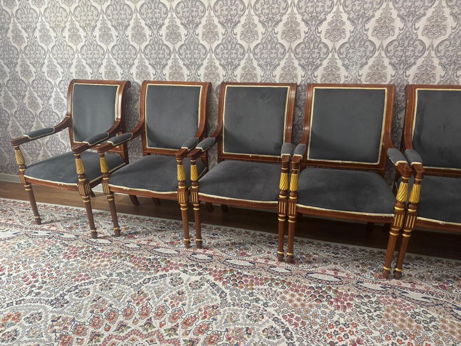 Стулья 5шт  срочно