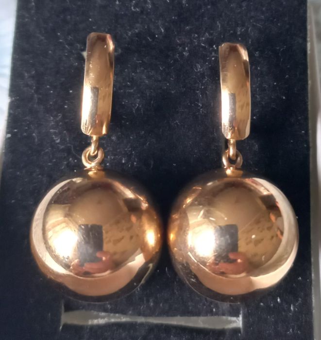 Продам золотой Серги.