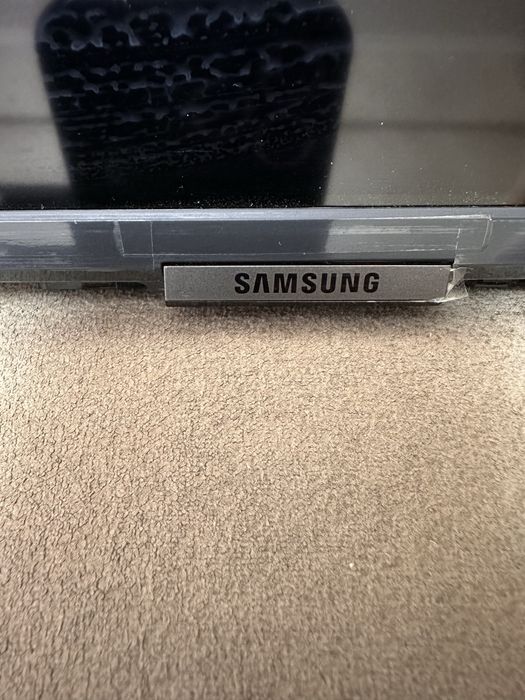 Телевизор новый продам Samsung