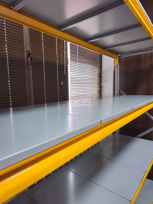 Складской стеллаж