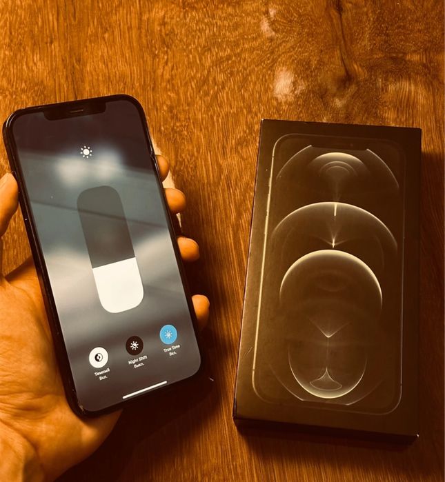 Продам iphone 12 pro max 128gb grey