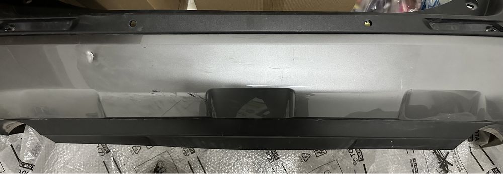 задний бампер на Toyota Rav 4
