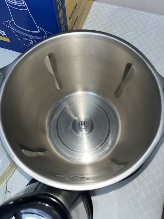 Продам электрический измельчитель