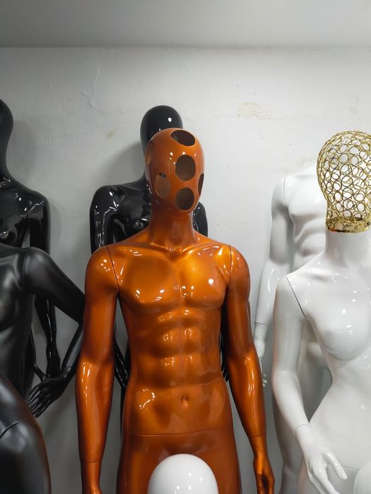 Manequine de calitate cu totul detașabil și ușor de imbracat