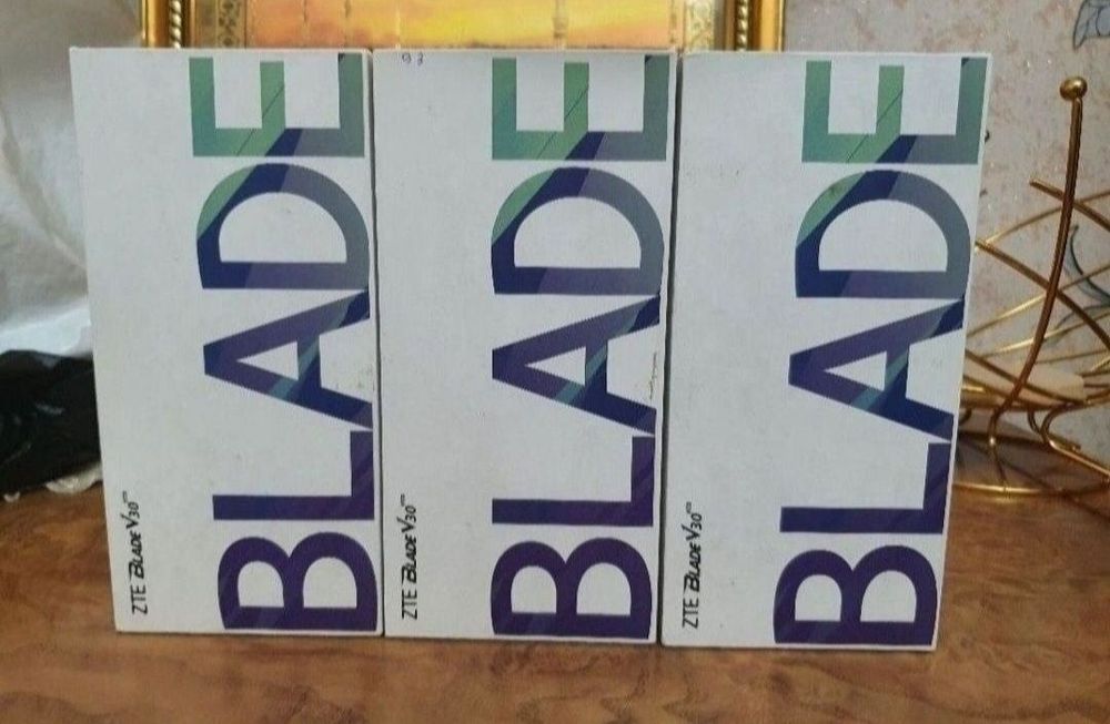 Srochna Prodam Sotiladi ZTE Blade V30 4/128Gb Black 4G Orginal