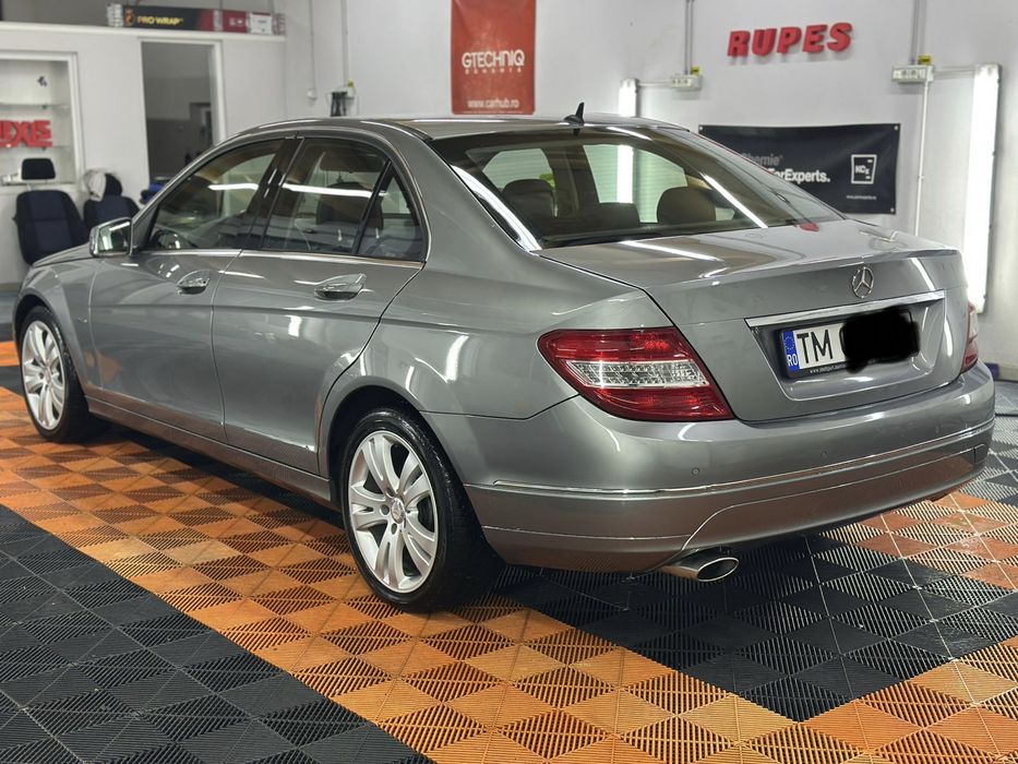 MERCEDES-BENZ C-Class 2010 — imagine 4