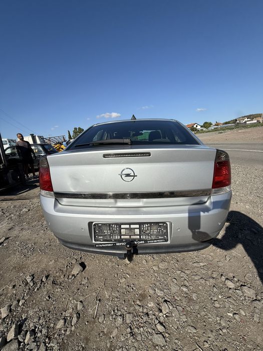 Opel Astra 2.2 2005 г Z16XEP двигател  на части