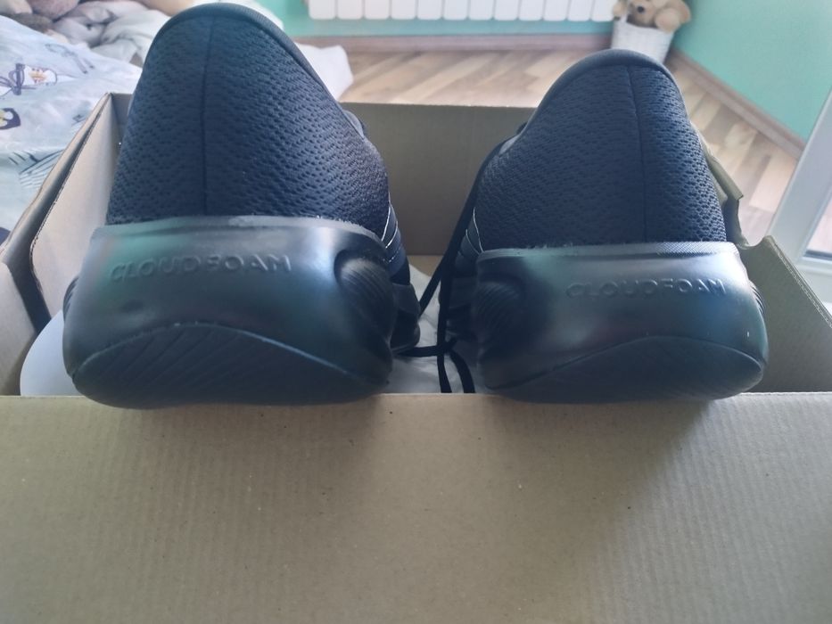 Adidas Response Runner