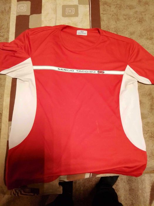 Лот маркови тениски -  трите за 20 лв.  общо !