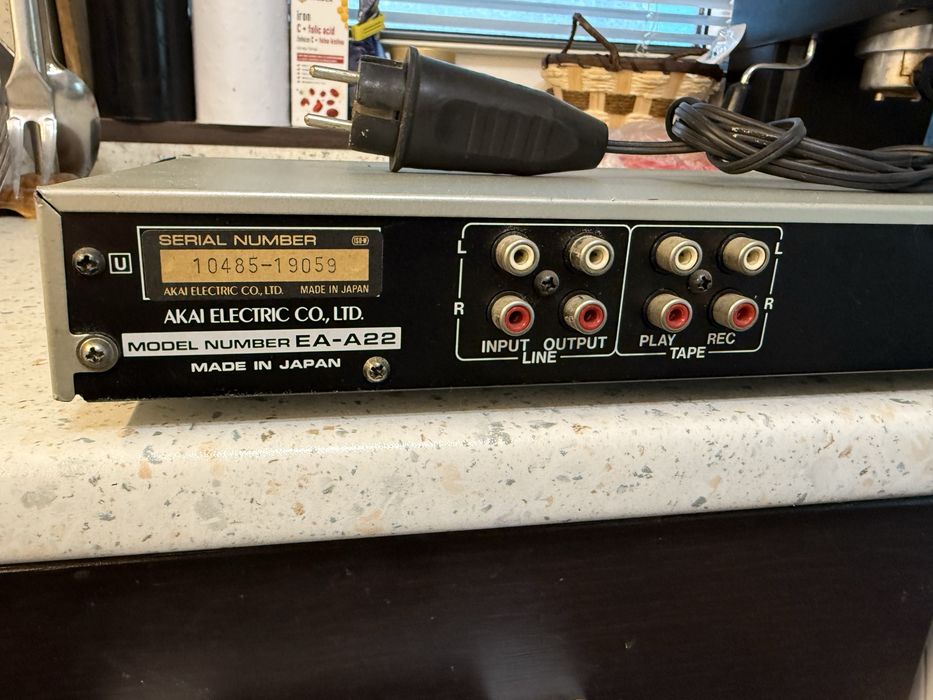 Еквалайзер Akai EA-A22