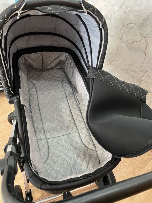 Продам коляску большую