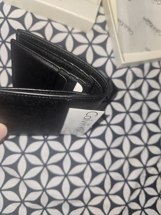 CK кожено портмоте  Saffiano  Leather Trifold