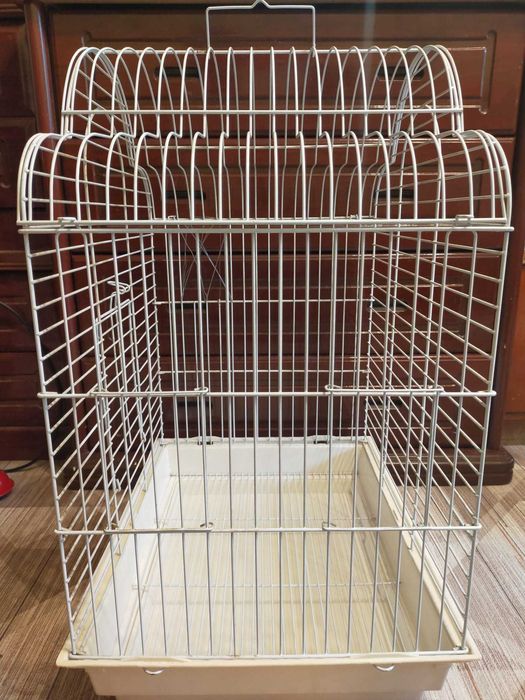 Клетка для попугаев