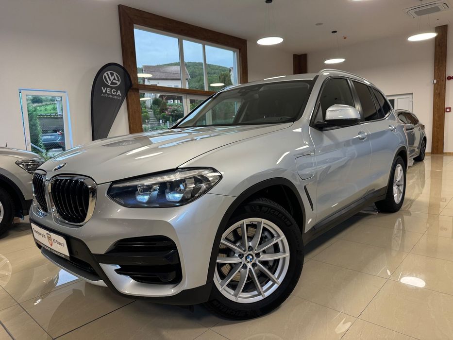 BMW X3 BMW 2,0 Plug-in hibrid benzina electric,Garantie, Rate,Schimbări Auto