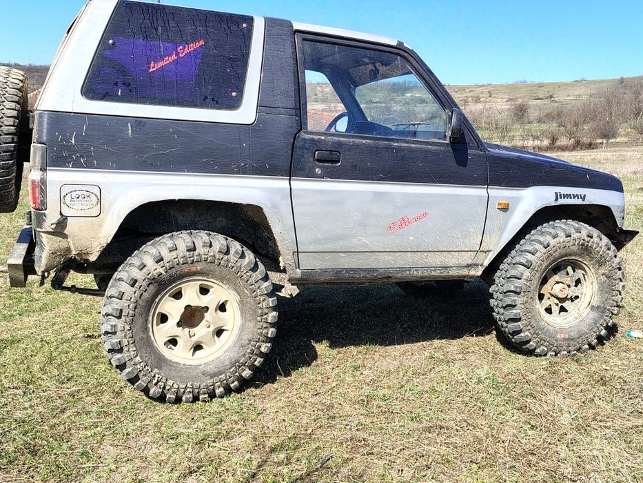 Vând daihatsu feroza