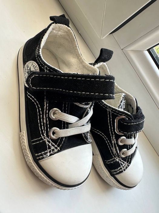 Десткая обувь