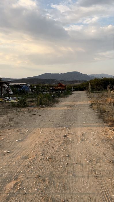 Дава се под наем Парцел в София, Света Троица - 250 кв.м за 800 € - Снимка #2