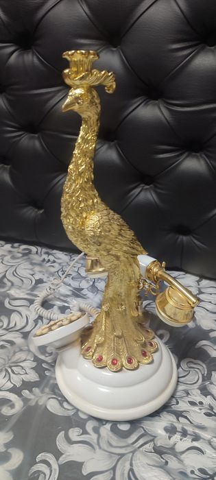 Телефоны в стиле ретро продам