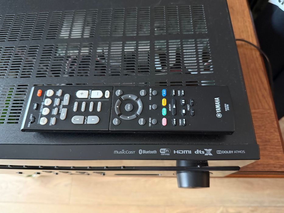 Receiver AV  7.2 Yamaha RX-V583 – Dolby Atmos  (4K, Wi-Fi, Bluetooth, MusicCast)