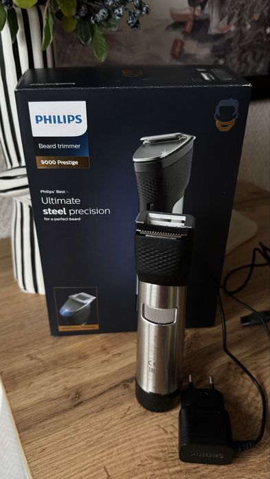 Тример за брада Philips 9000 за части