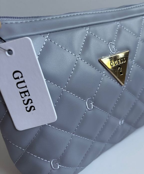 Дамски Несесери Guess