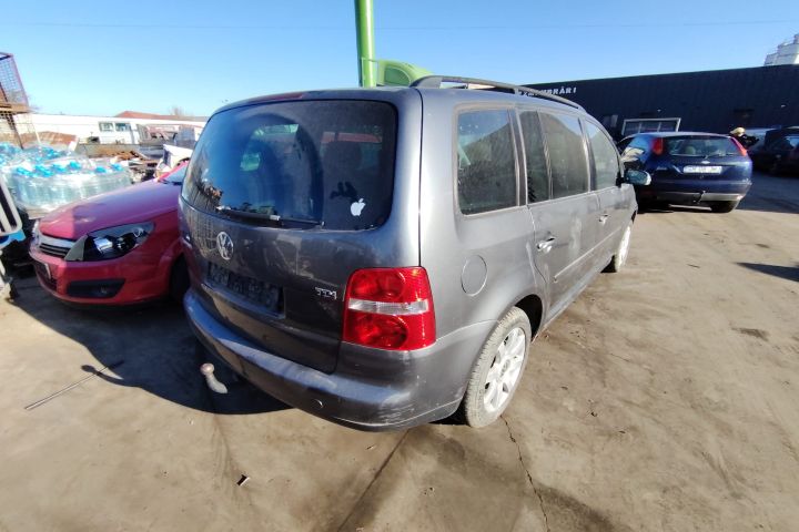 Hayon / Haion cu luneta Volkswagen VW Touran 2006 1.9 TDI MT (105 hp)