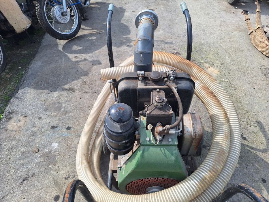 Едноцилиндрова дизелова помпа за вода