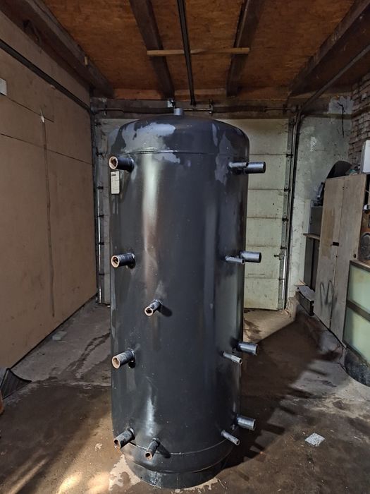 Puffer apa caldă (boiler)