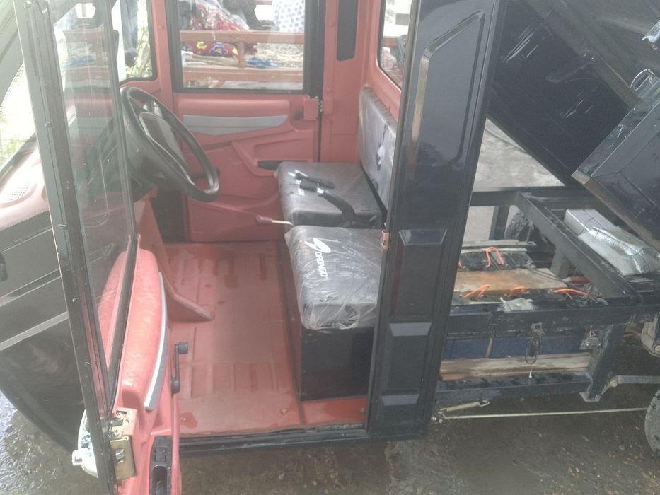 Kamenkali mototsikl sotiladi sifatli elektronni xarajatsiz yuk oladi