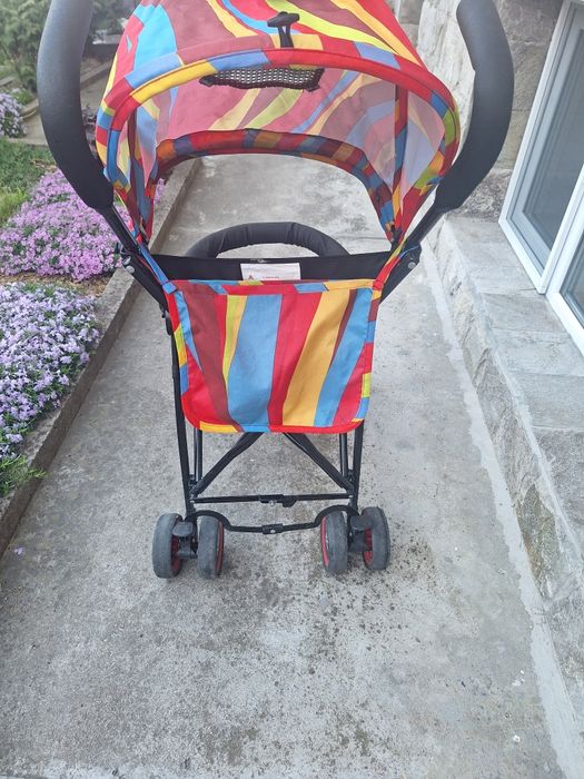 Детска количка -чадър !